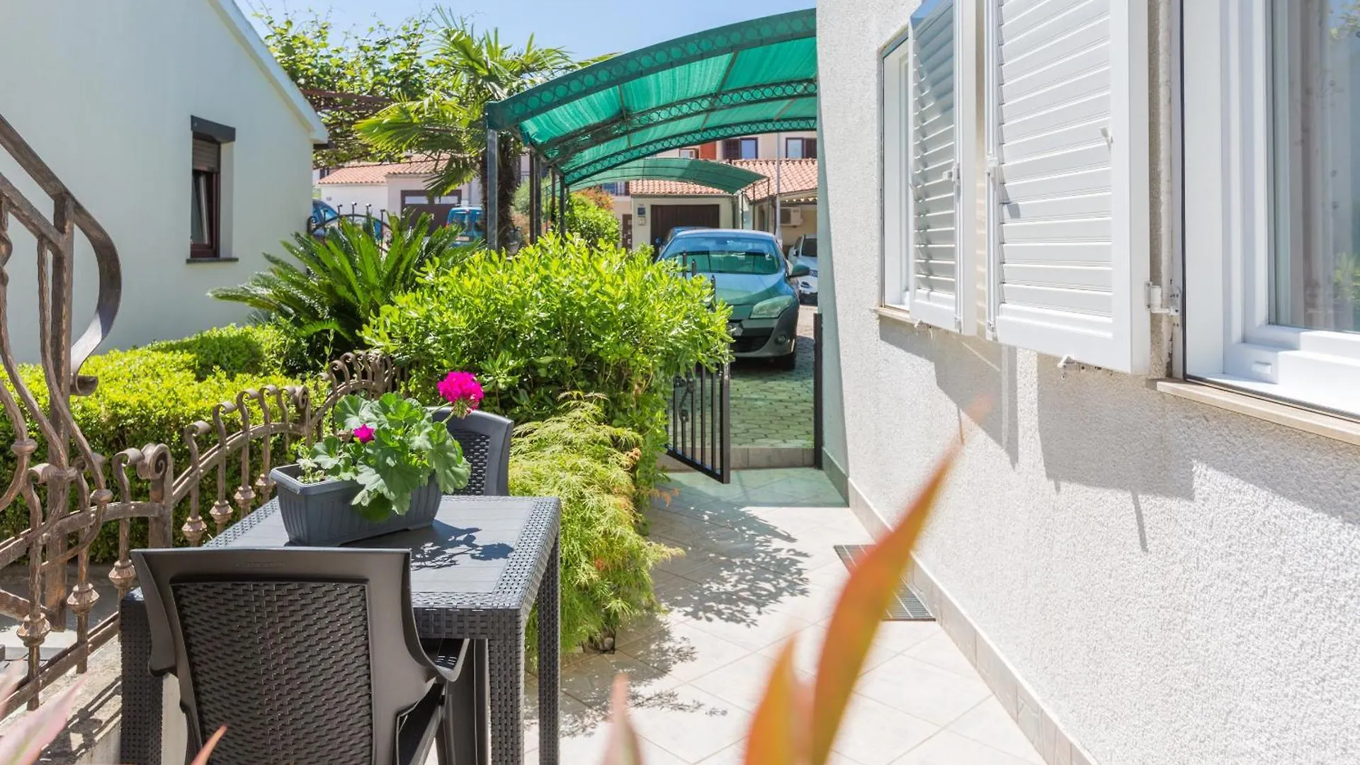 Apartment Leni Near Beach Porec